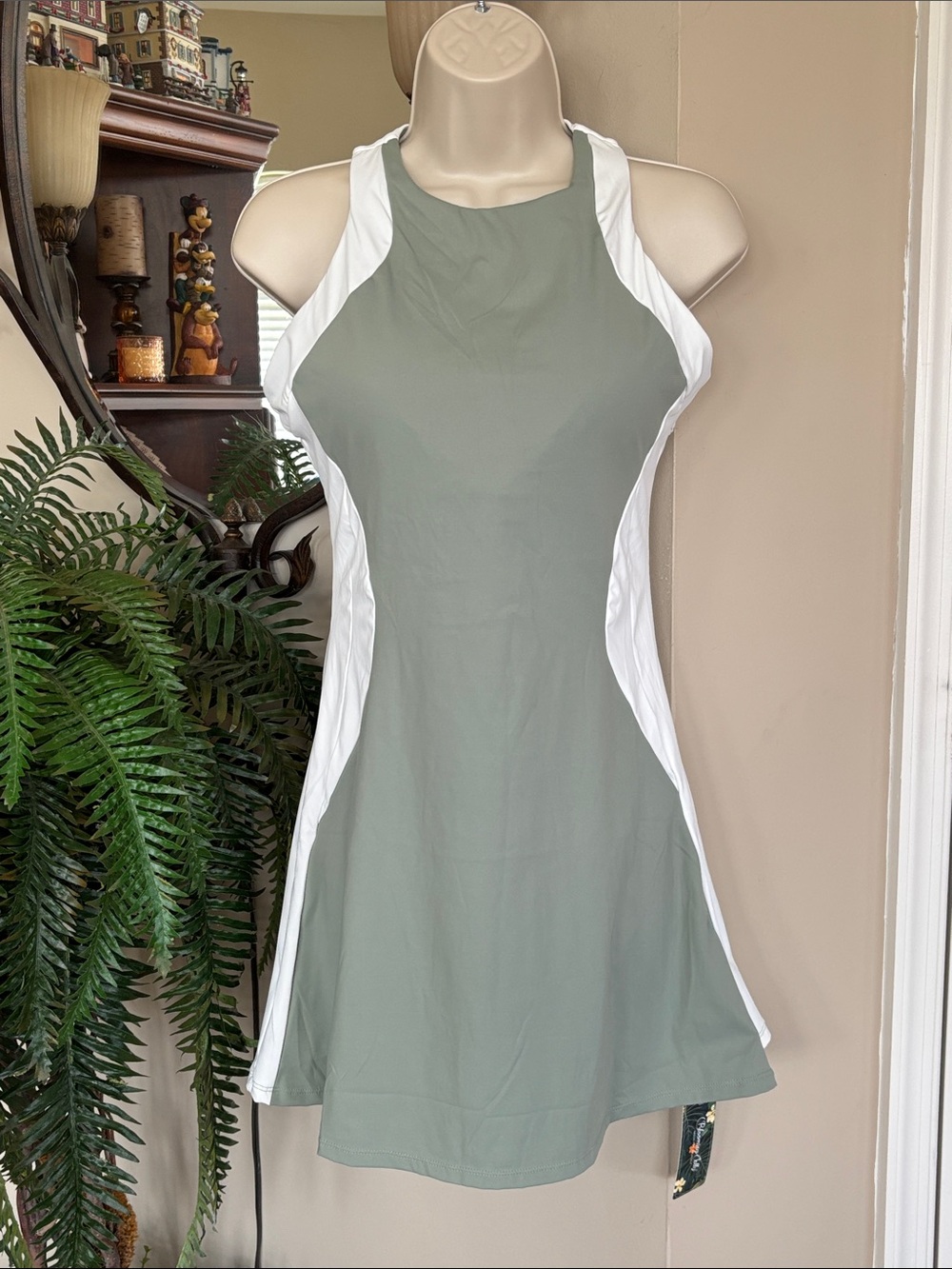 NWT Green & White Slimming Color Block Tennis Dress Built In Bra Racerback Golf - Picture 14 of 15